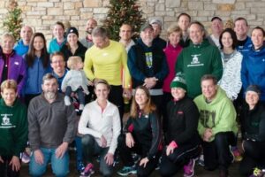 2016-Glen-Ellyn-Runners-Club-Holiday-Group-Photo-1920x640